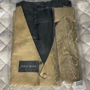 Mens Vest, Tie, Handkerchief & Cufflinks. Champagne color, Size M.
